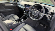 Volvo XC40 2.0 B4P Ultimate Dark 5dr Auto Petrol Estate